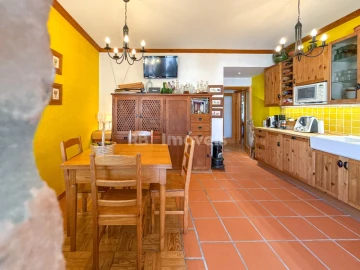 Apartamento T4 para Venda em São João Baptista e Santa Maria dos Olivais