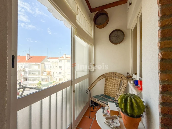 Apartamento T4 para Venda em São João Baptista e Santa Maria dos Olivais Foto 20