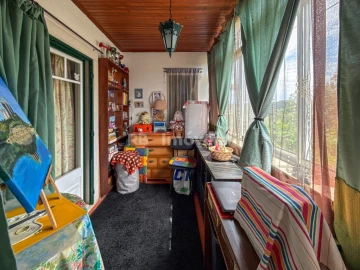 Moradia T7 para Venda em Serra e Junceira