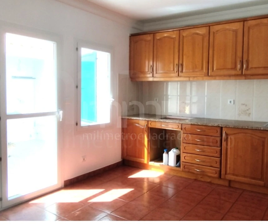 Moradia T5 para Venda em Vila Nova de Anha Foto 9