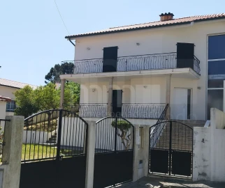 Moradia T5 para Venda em Vila Nova de Anha