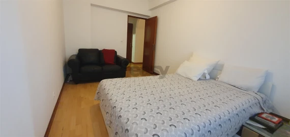 Apartamento T2 para Arrendamento em Queluz e Belas