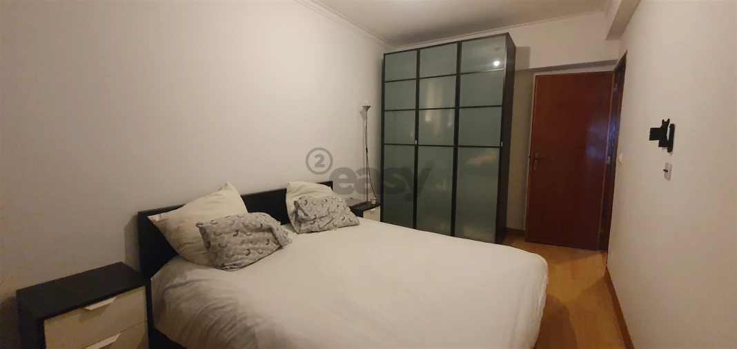 Apartamento T2 para Arrendamento em Queluz e Belas Foto 4