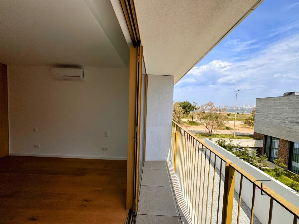 Apartamento T2 para Venda em Canidelo Foto 17