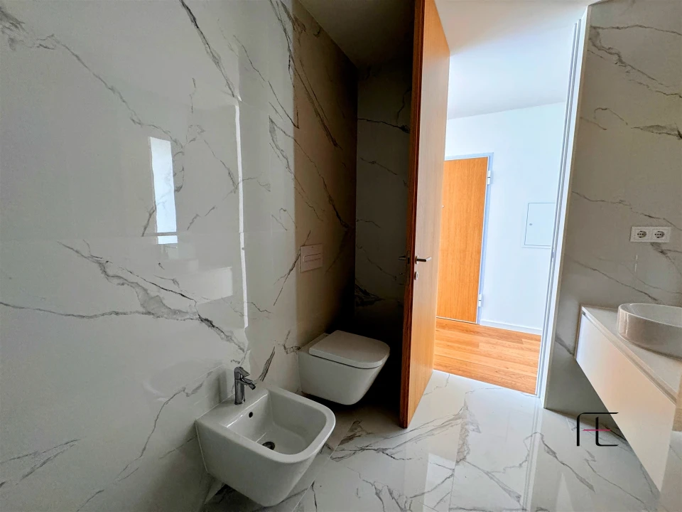Apartamento T2 para Venda em Canidelo Foto 13