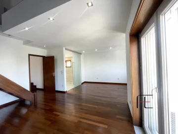 Moradia T4 para Venda em Perafita, Lavra e Santa Cruz do Bispo