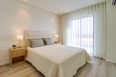 Moradia T4 para Venda em Montenegro