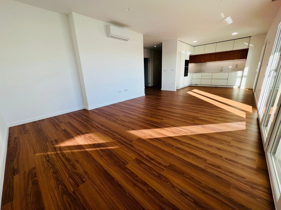 Apartamento T3 para Venda em Tavarede Foto 4