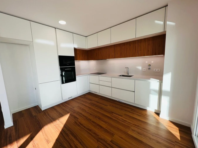 Apartamento T3 para Venda em Tavarede Foto 2
