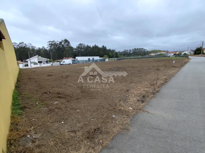 Terreno para Venda em Maceda Foto 2