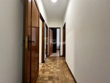 Apartamento T3 para Venda em São Vicente (Braga)