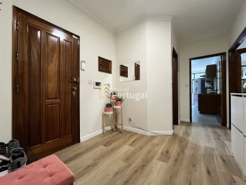 Apartamento T3 para Venda em São Vicente (Braga)