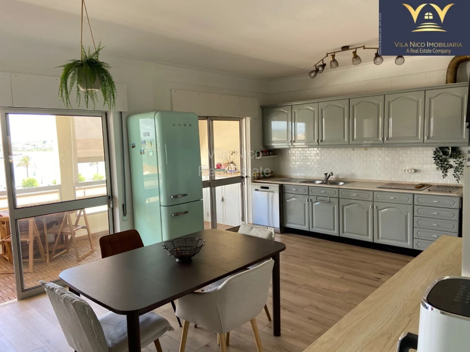 Apartamento para Venda em Portimão Foto 30