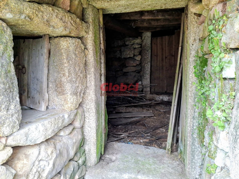 Moradia T0 para Venda em Arnas Foto 10
