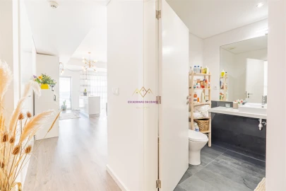 Apartamento T2 para Venda em Sesimbra (Santiago)
