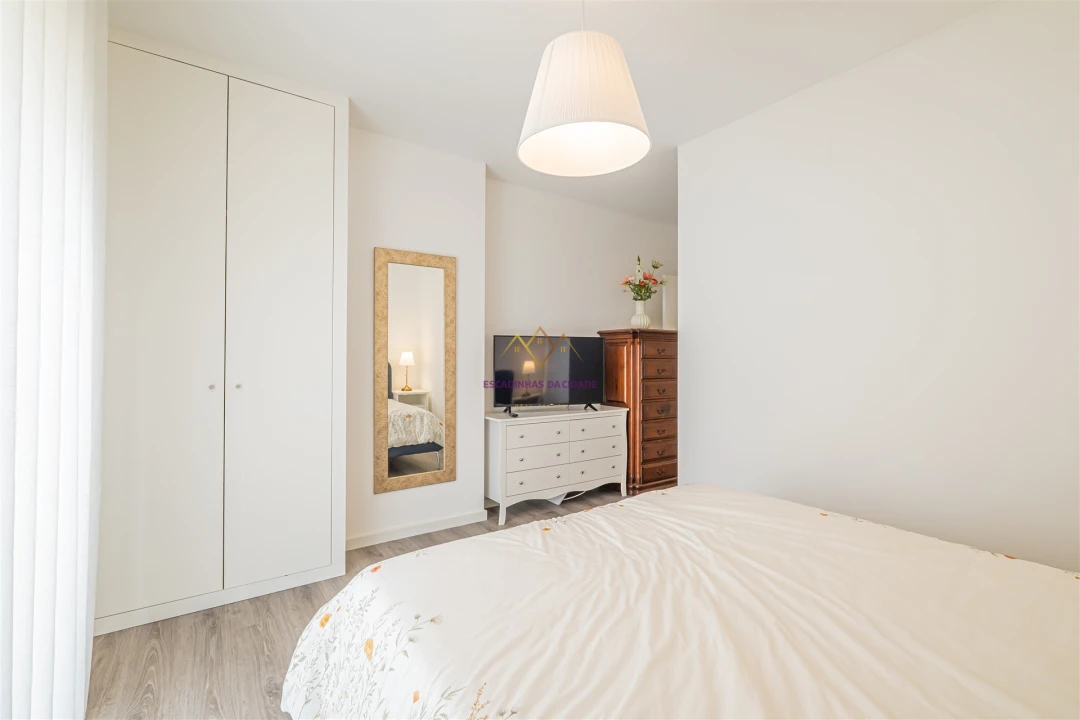 Apartamento T2 para Venda em Sesimbra (Santiago) Foto 9