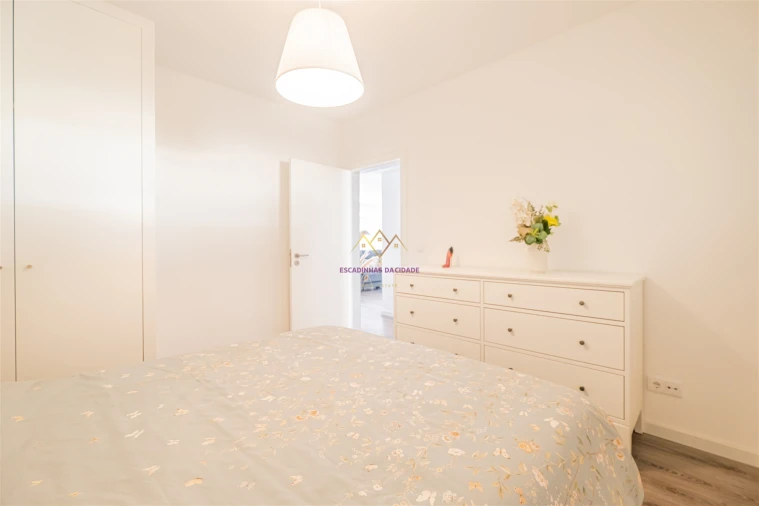 Apartamento T2 para Venda em Sesimbra (Santiago) Foto 17