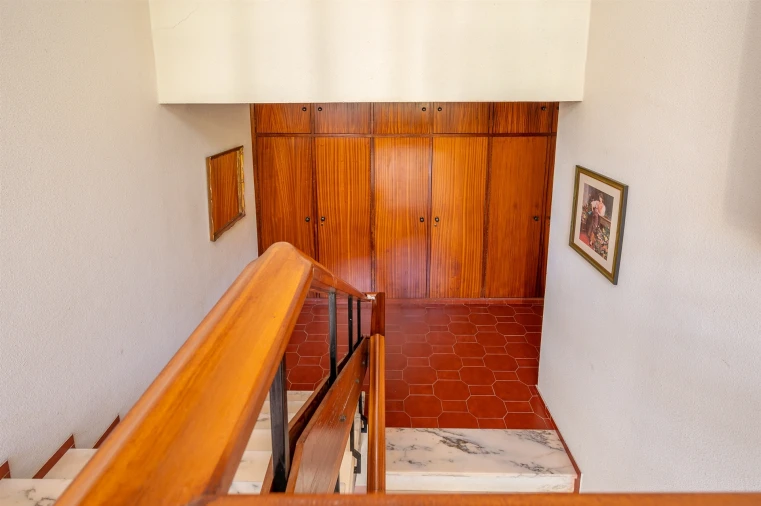 Moradia T10 para Venda em Santa Maria e São Miguel, São Martinho, São Pedro Penaferrim Foto 25