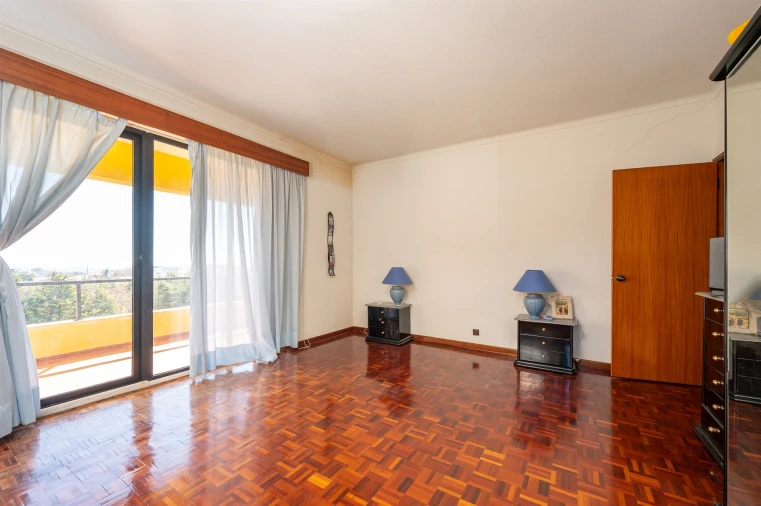 Moradia T10 para Venda em Santa Maria e São Miguel, São Martinho, São Pedro Penaferrim Foto 21