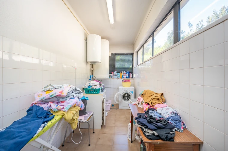 Moradia T10 para Venda em Santa Maria e São Miguel, São Martinho, São Pedro Penaferrim Foto 17