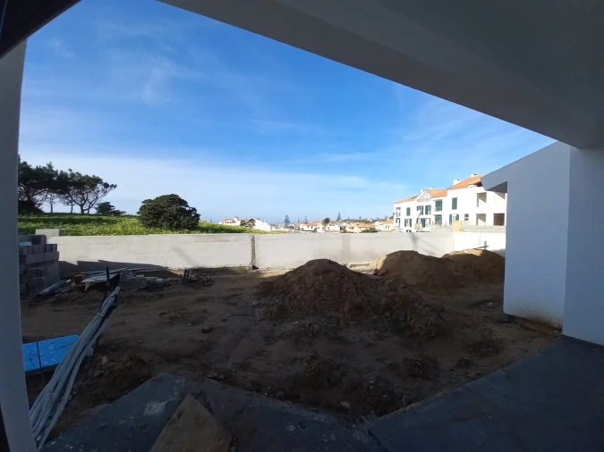 Apartamento T2 para Venda em Colares Foto 12