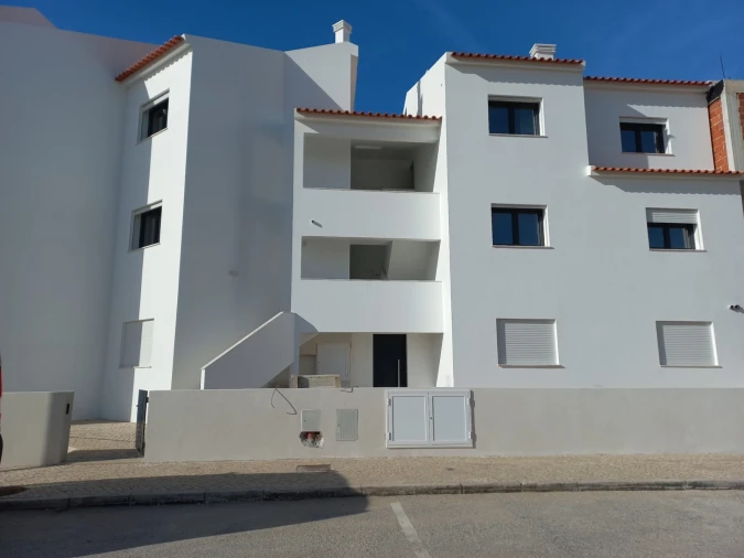 Apartamento T2 para Venda em Colares Foto 36