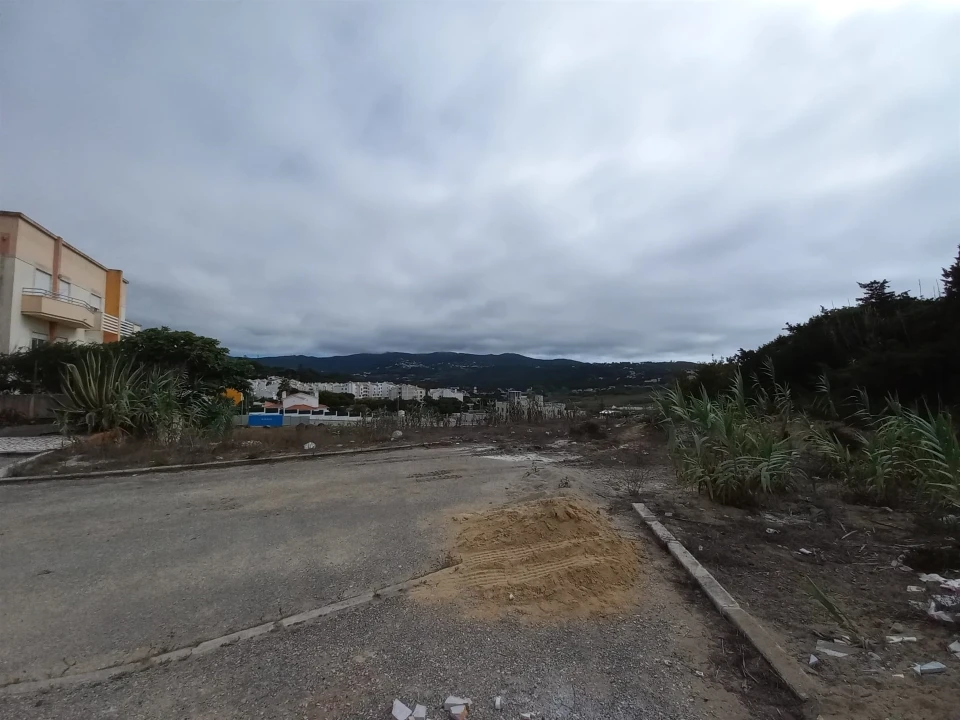Apartamento T2 para Venda em Colares Foto 33