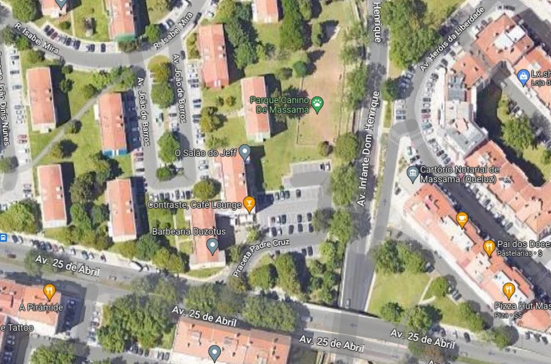 Loja para Venda em Massamá e Monte Abraão Foto 2