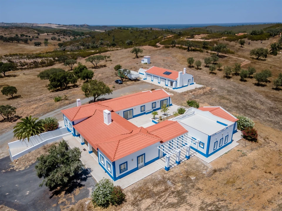 Quinta T4 para Venda em Azinheira dos Barros e São Mamede do Sádão Foto 49