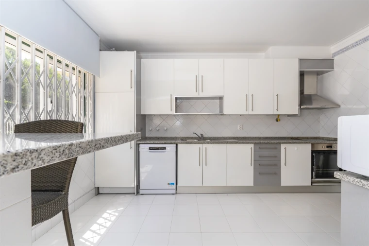 Apartamento T3 para Venda em Cascais e Estoril Foto 8