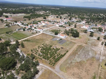 Quinta T0 para Venda em Torrão