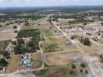 Quinta T0 para Venda em Torrão