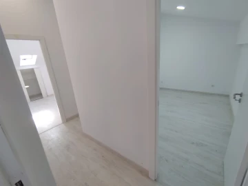 Moradia T9 para Venda em Ajuda