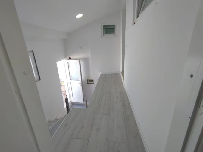 Moradia T9 para Venda em Ajuda Foto 36