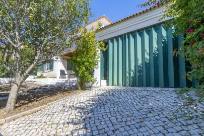Moradia T4 para Venda em Santa Maria e São Miguel, São Martinho, São Pedro Penaferrim