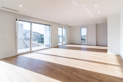Apartamento T3 para Venda em Leiria, Pousos, Barreira e Cortes