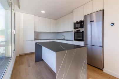 Apartamento T3 para Venda em Leiria, Pousos, Barreira e Cortes