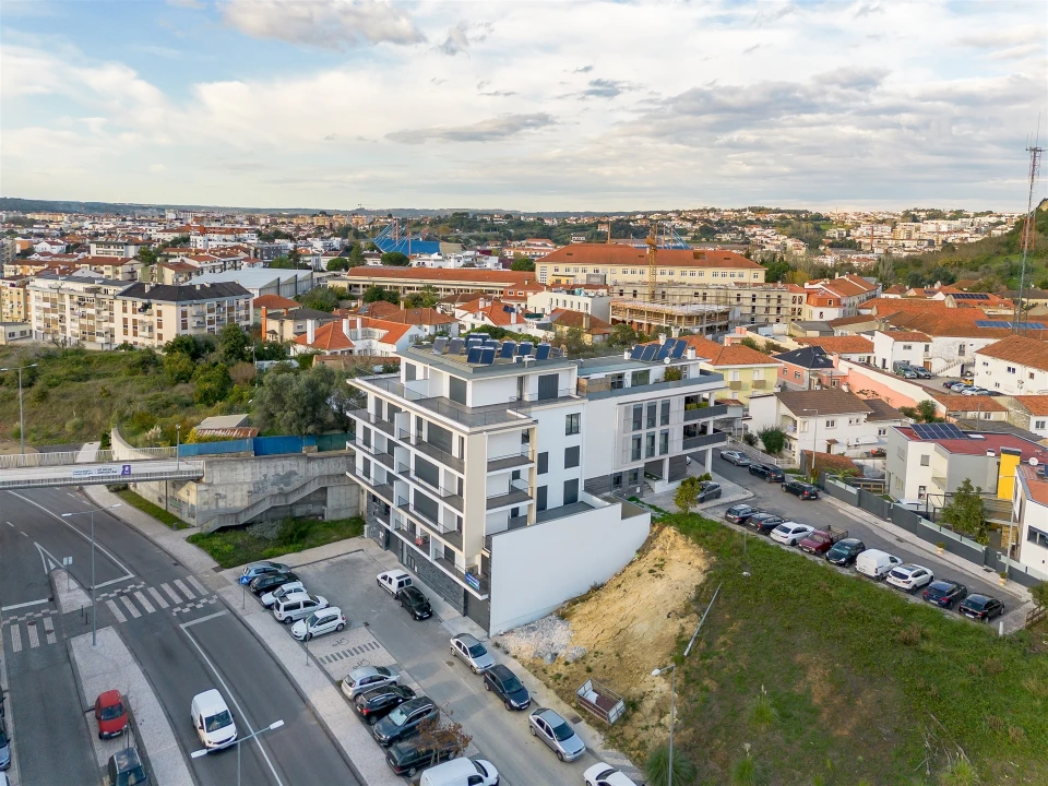 Apartamento T3 para Venda em Leiria, Pousos, Barreira e Cortes Foto 35