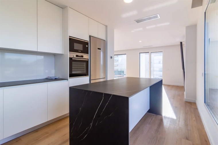 Apartamento T3 para Venda em Leiria, Pousos, Barreira e Cortes Foto 9