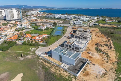 Moradia T4 para Venda em Lagos (São Sebastião e Santa Maria)