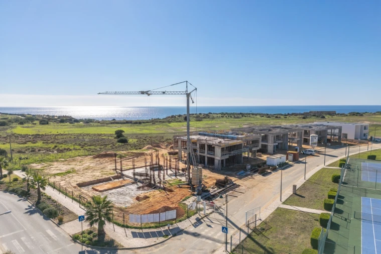 Moradia T4 para Venda em Lagos (São Sebastião e Santa Maria) Foto 28