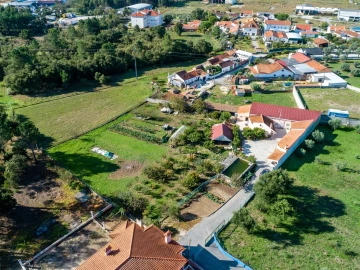 Moradia T5 para Venda em Calvaria de Cima