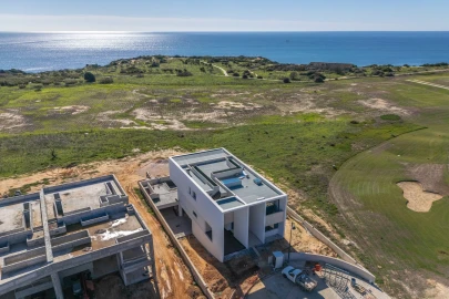 Moradia T4 para Venda em Lagos (São Sebastião e Santa Maria)