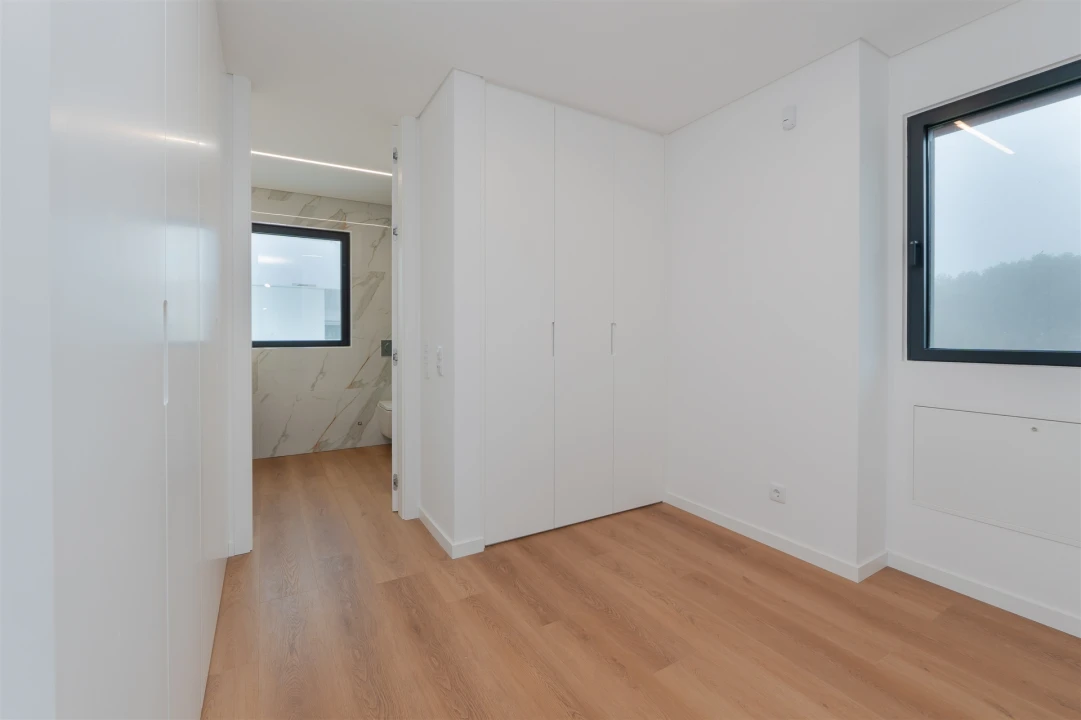 Moradia T4 para Venda em Alcabideche Foto 25