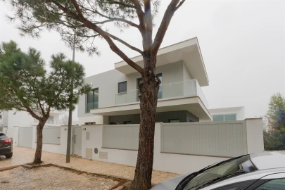 Moradia T4 para Venda em Alcabideche