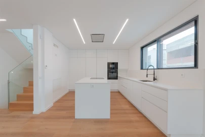 Moradia T4 para Venda em Alcabideche