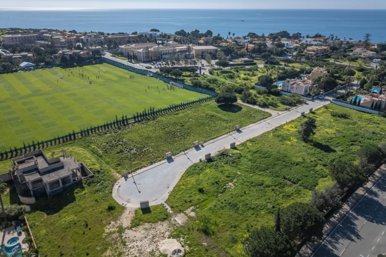 Terreno para Venda em Lagos (São Sebastião e Santa Maria) Foto 6