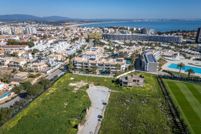 Terreno para Venda em Lagos (São Sebastião e Santa Maria)