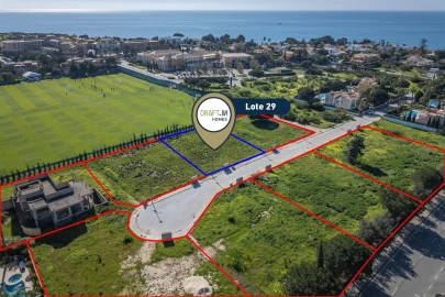 Terreno para Venda em Lagos (São Sebastião e Santa Maria)