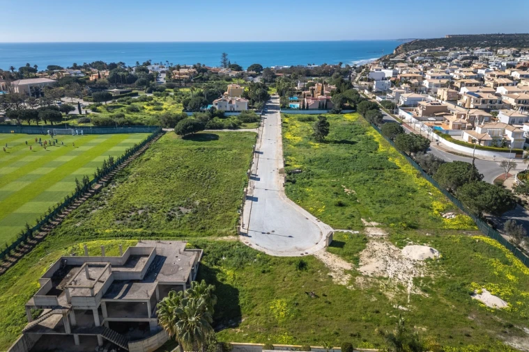 Terreno para Venda em Lagos (São Sebastião e Santa Maria) Foto 9
